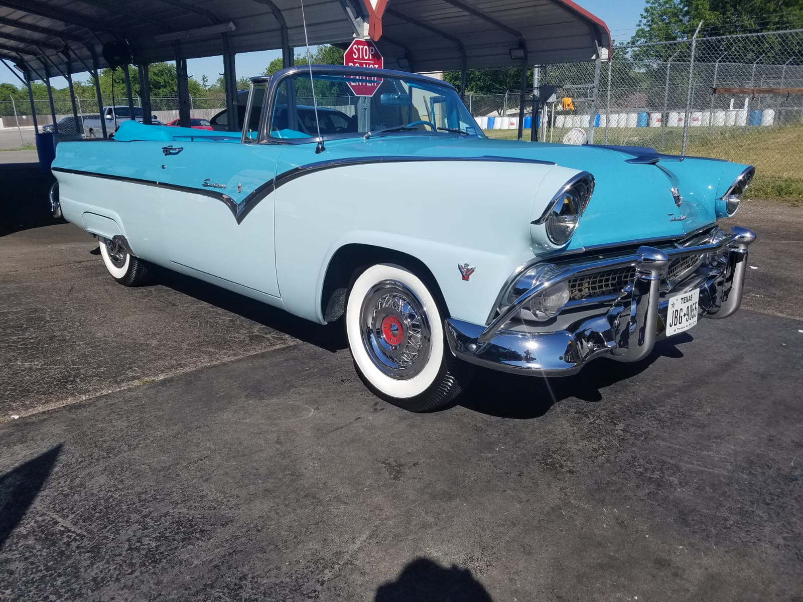 Classic Ford Sunliner