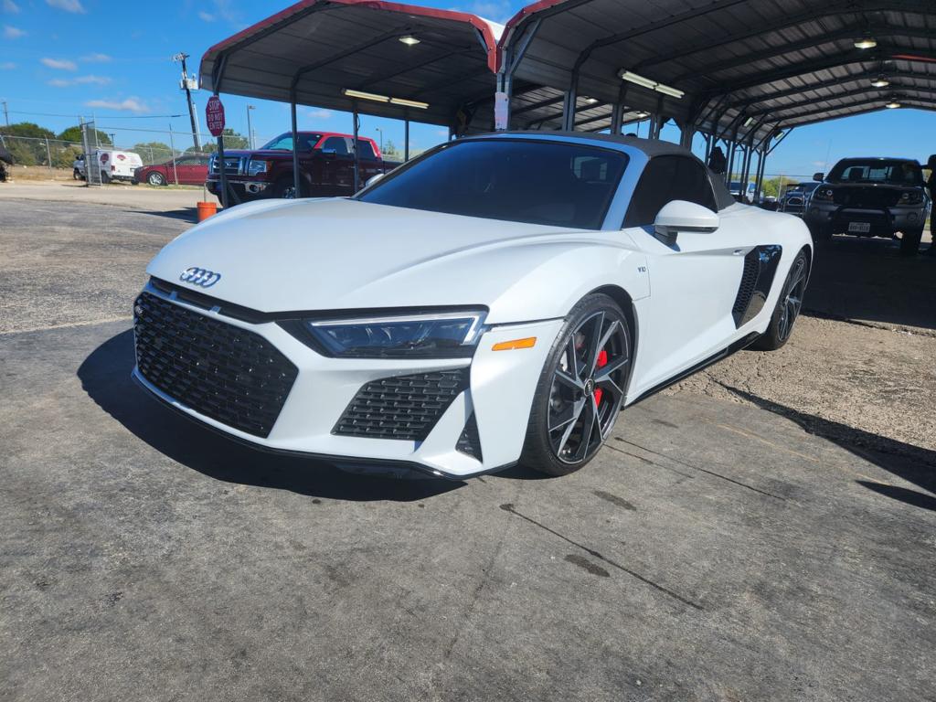 Audi R8