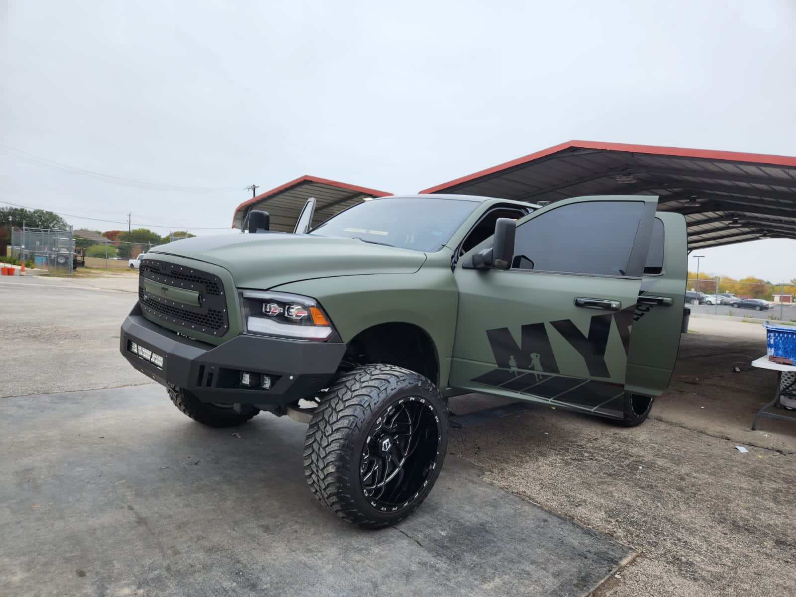 Ram matte army wrap